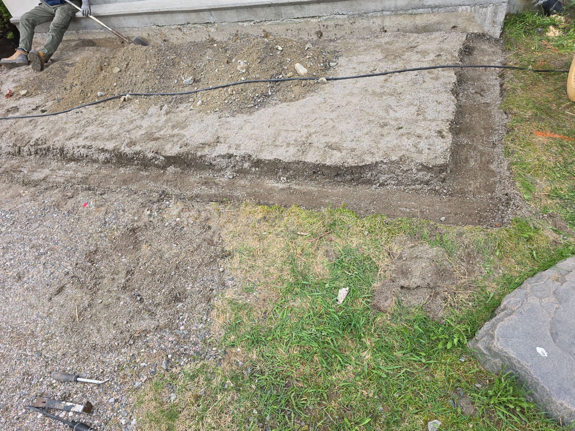 Hardscaping project photo - Paver Walkway Installation
