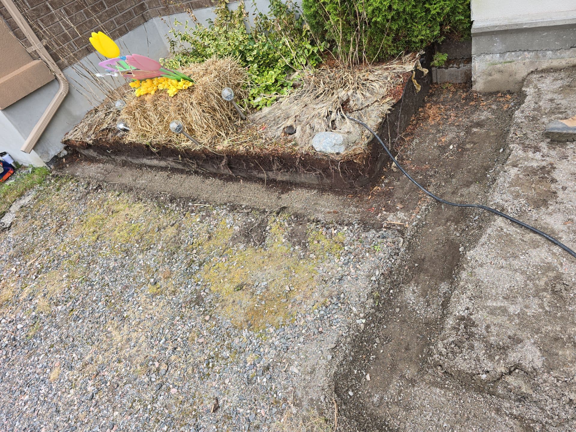 Hardscaping project photo - Paver Walkway Installation