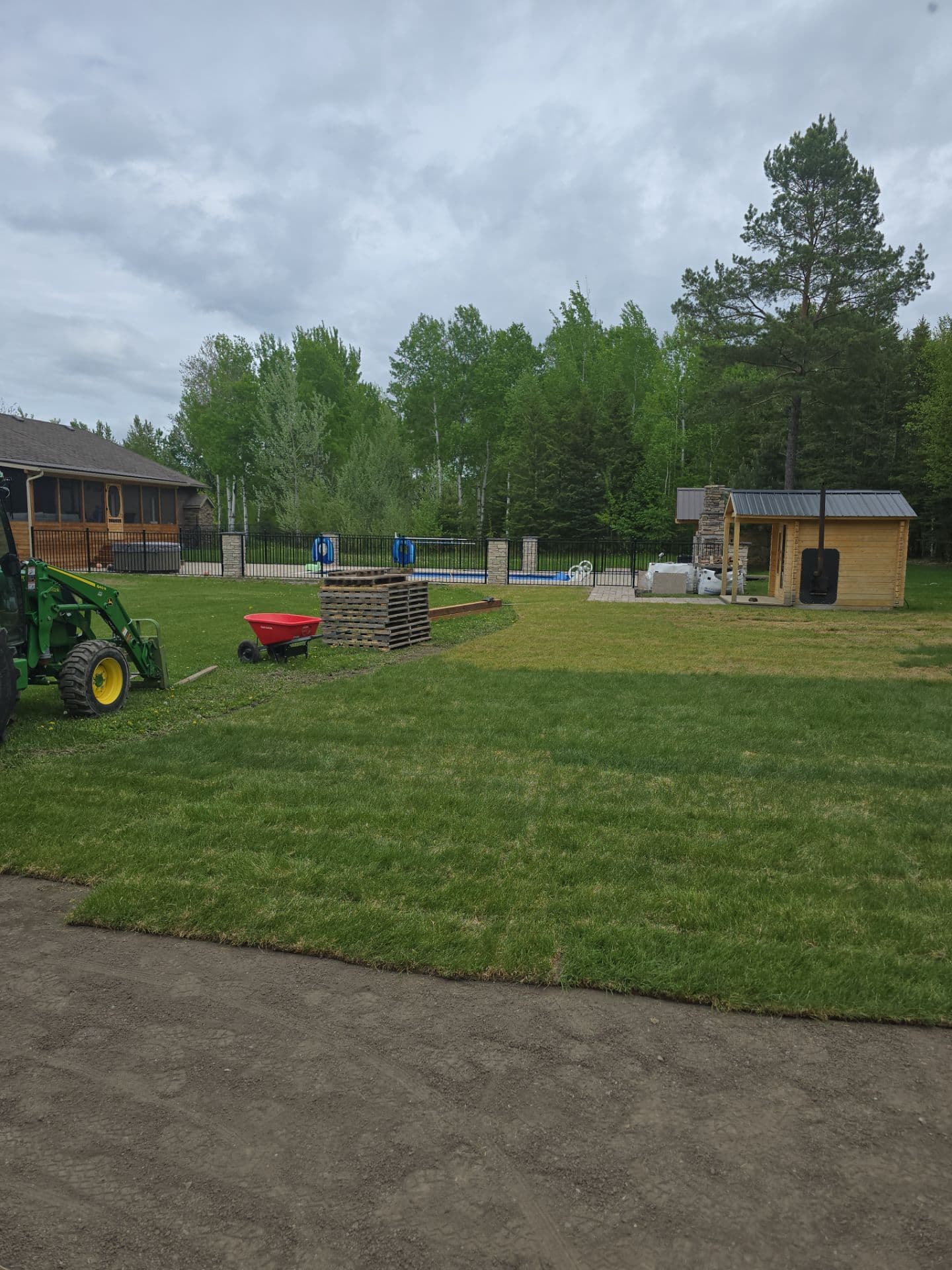Landscaping project photo - Yard Cleanup & Property Refresh