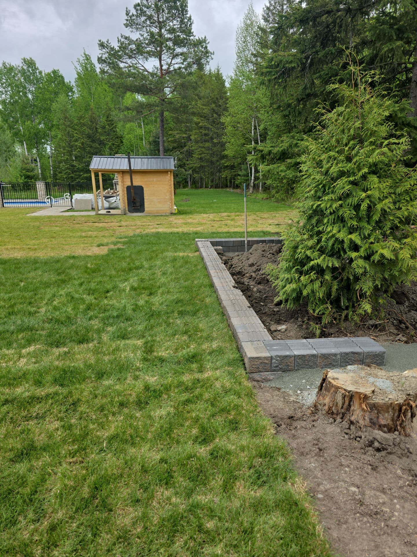 Landscaping project photo - Yard Cleanup & Property Refresh