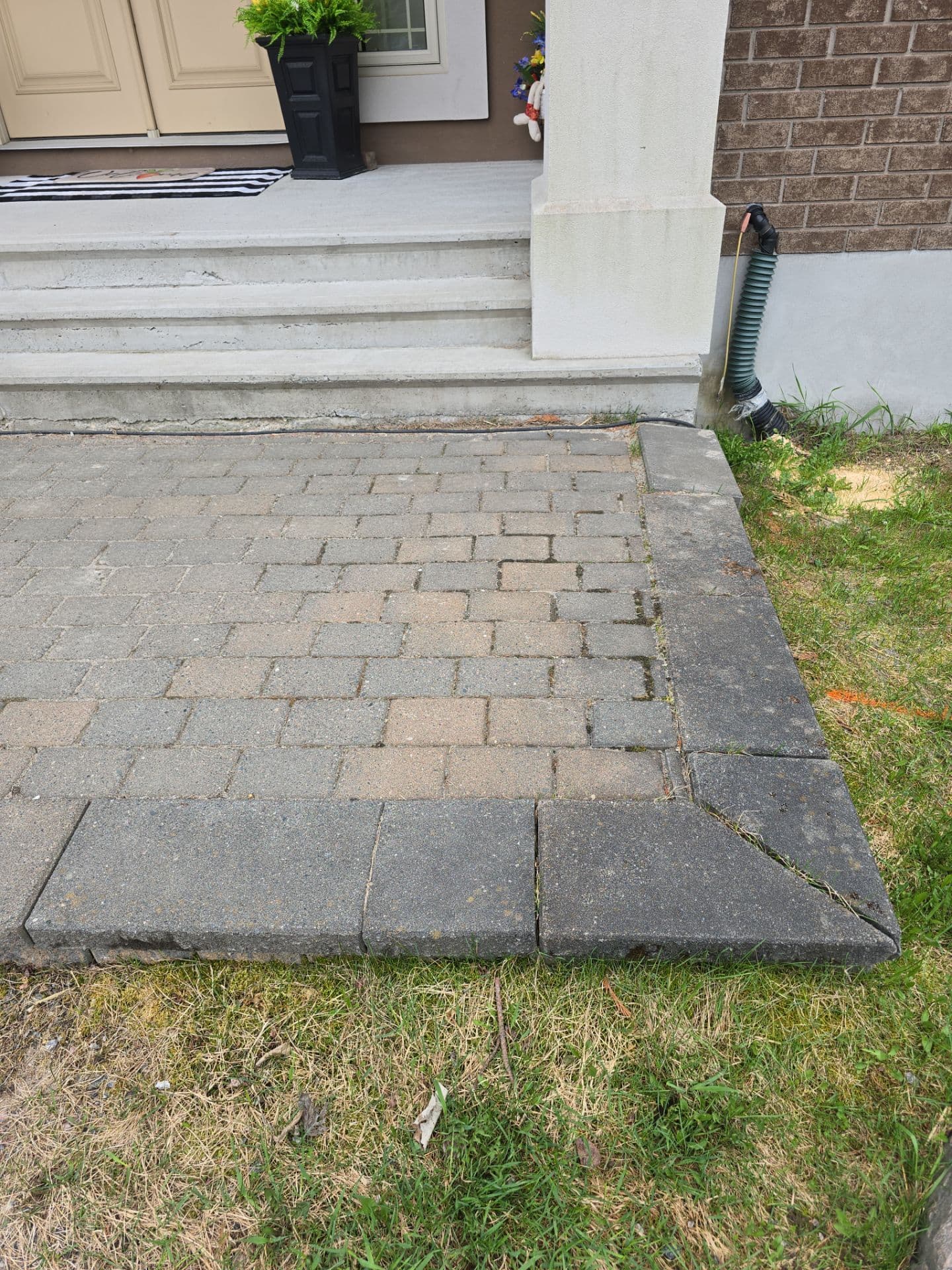 Hardscaping project photo - Front Walkway & Entrance